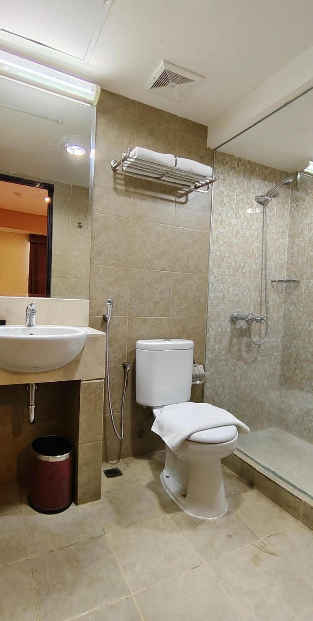 Nemuru Grand Serpong Panunggangah Exterior photo