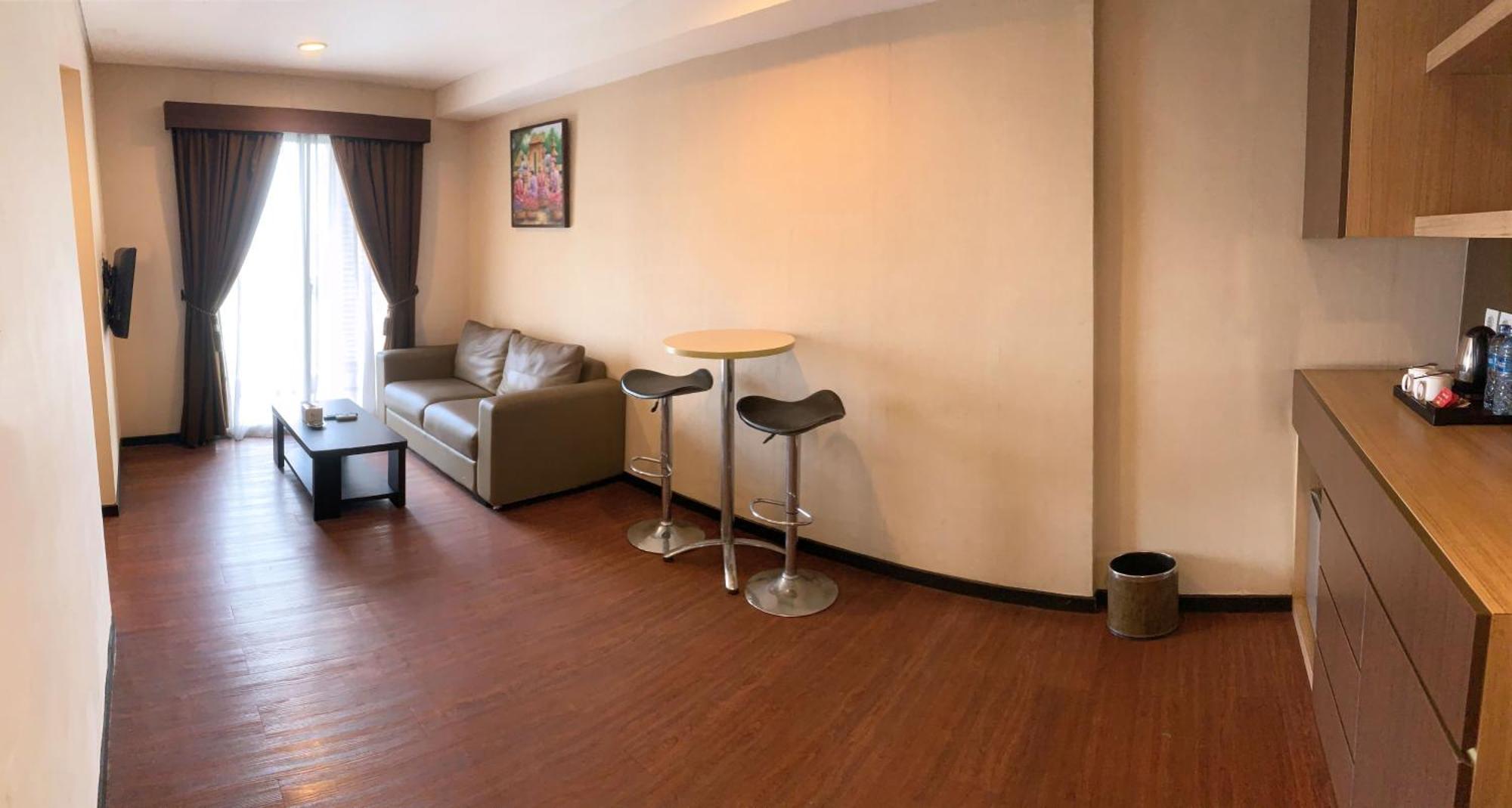Nemuru Grand Serpong Panunggangah Exterior photo